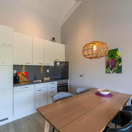 35 For 4 Guests, Callanstoog Apartman