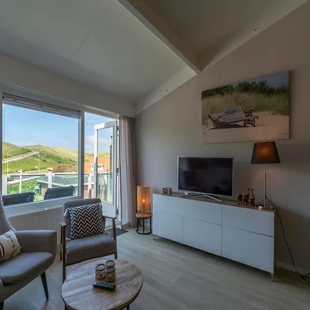 35 For 4 Guests, Callanstoog Apartman *