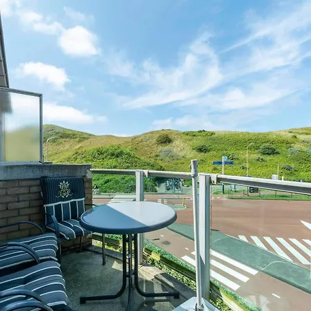 35 For 4 Guests, Callanstoog Apartman